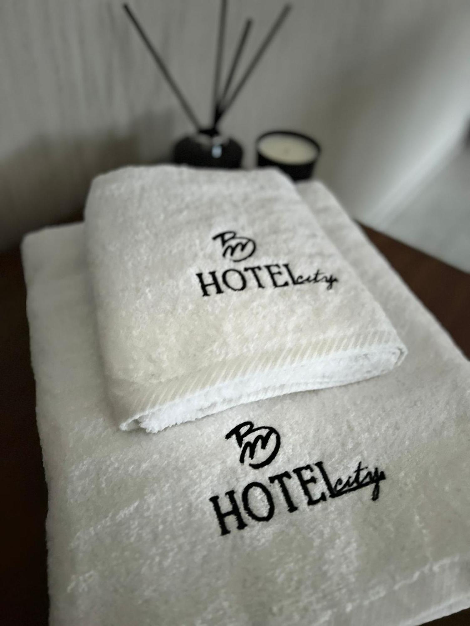 Bm Hotel City 萨姆松 外观 照片