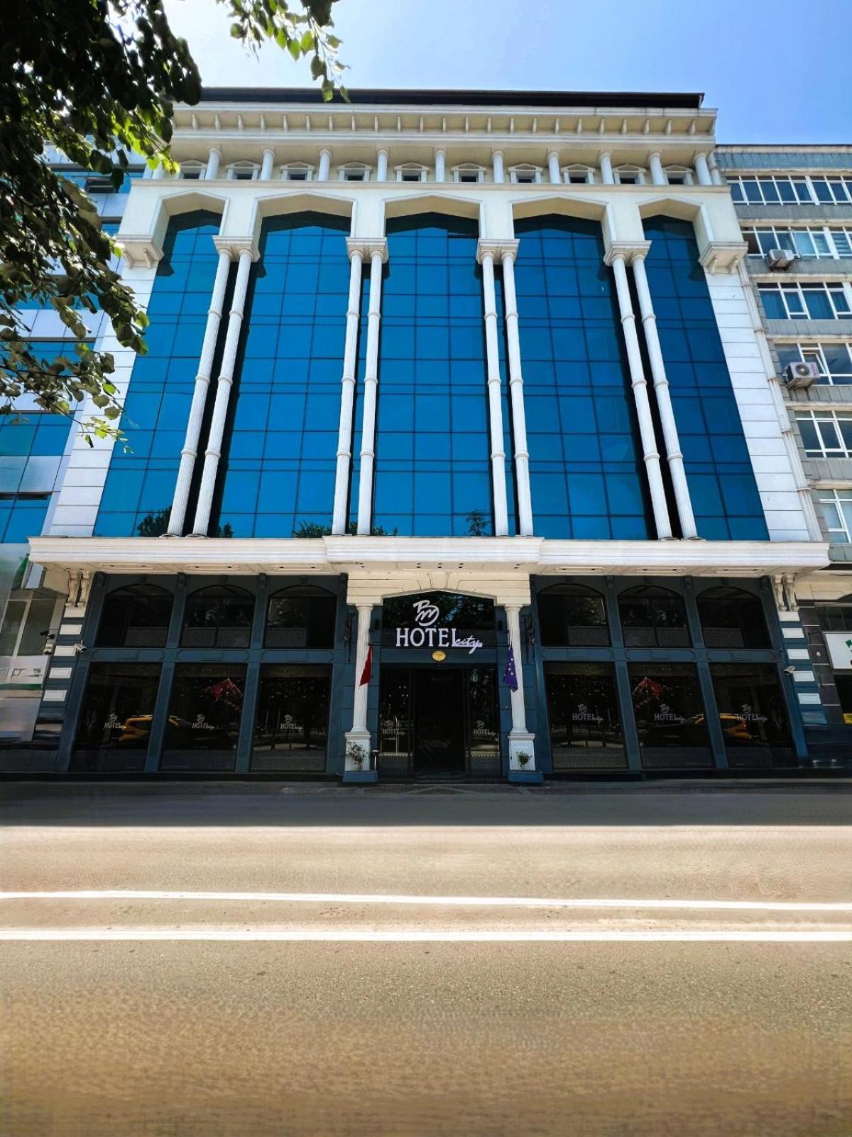 Bm Hotel City 萨姆松 外观 照片